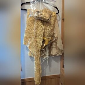 Elegant Gold Lace Skirt